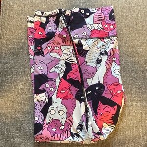 Cat 3/4 yoga pants